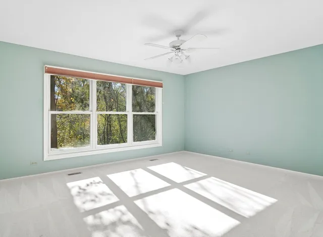 $995,000 | 205 Bradford Court, Lake Bluff, IL 60044