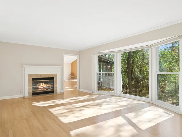 $995,000 | 205 Bradford Court, Lake Bluff, IL 60044