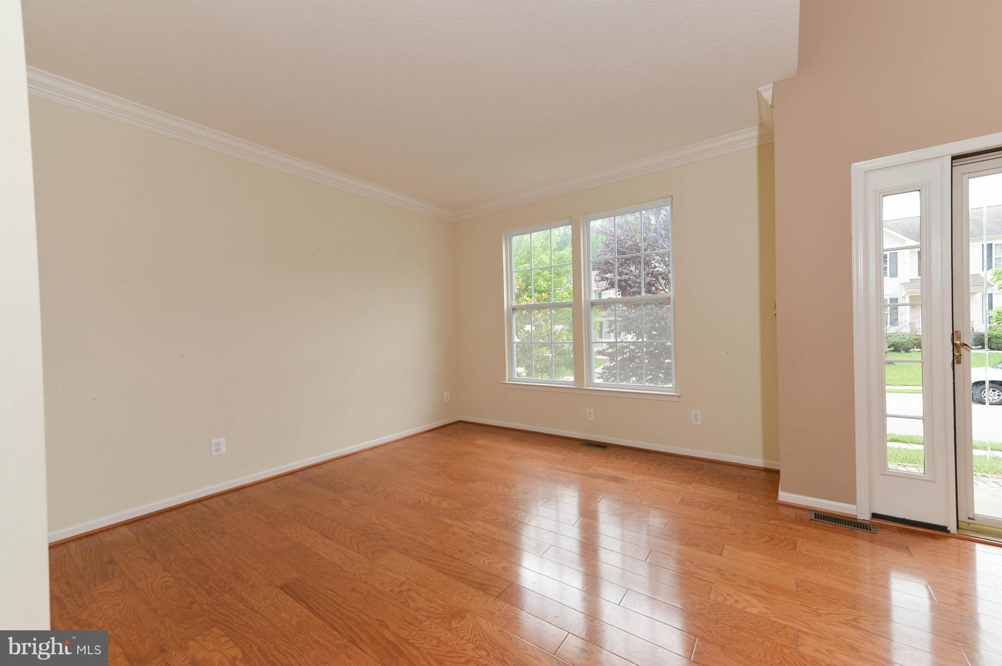 122 Patton Way Elkton, MD 21921 - Photo 4 of 29 Living Room