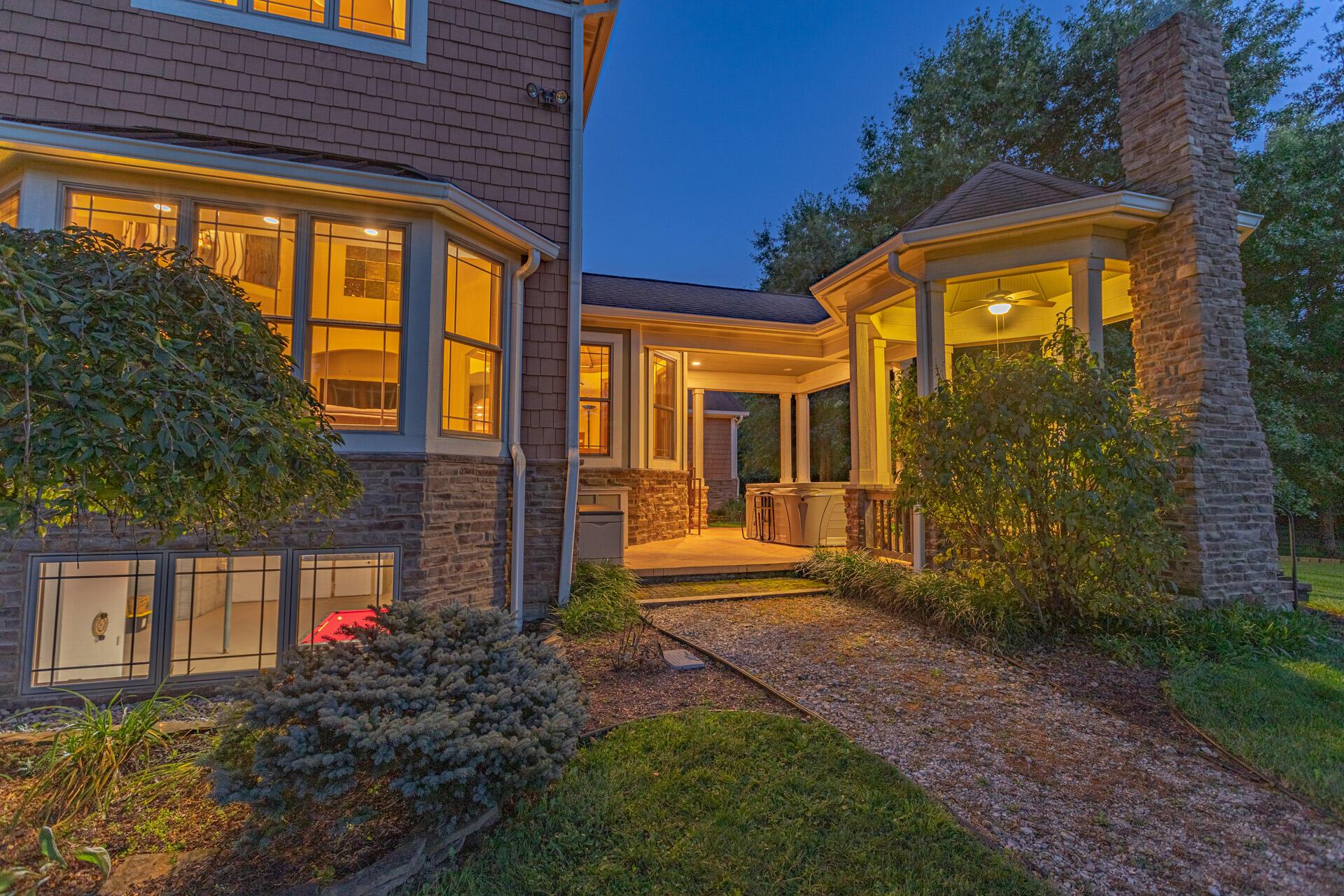 6846 Lee Road Westerville, OH 43081 - Photo 122 of 126 Lee Rd Twilight-10