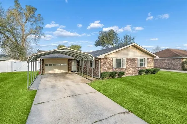 $269,900 | 214 Coronado Drive, Luling, LA 70070