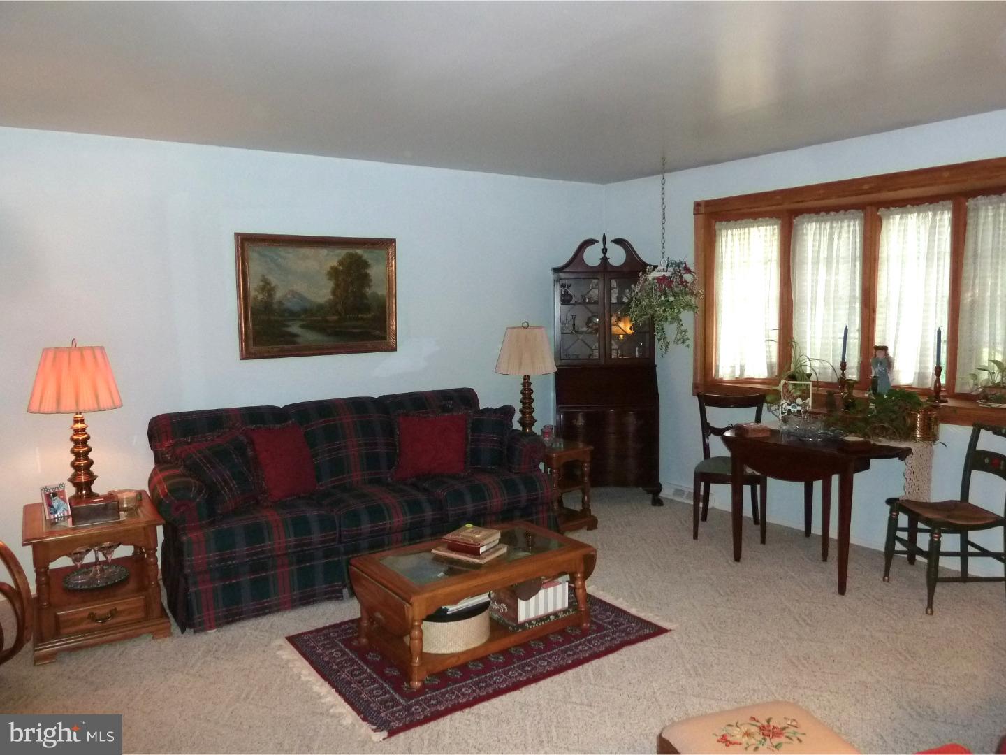 1787 Bunkerhill Road Southampton, PA 18966 - Photo 4 of 18 Gallery Image 4