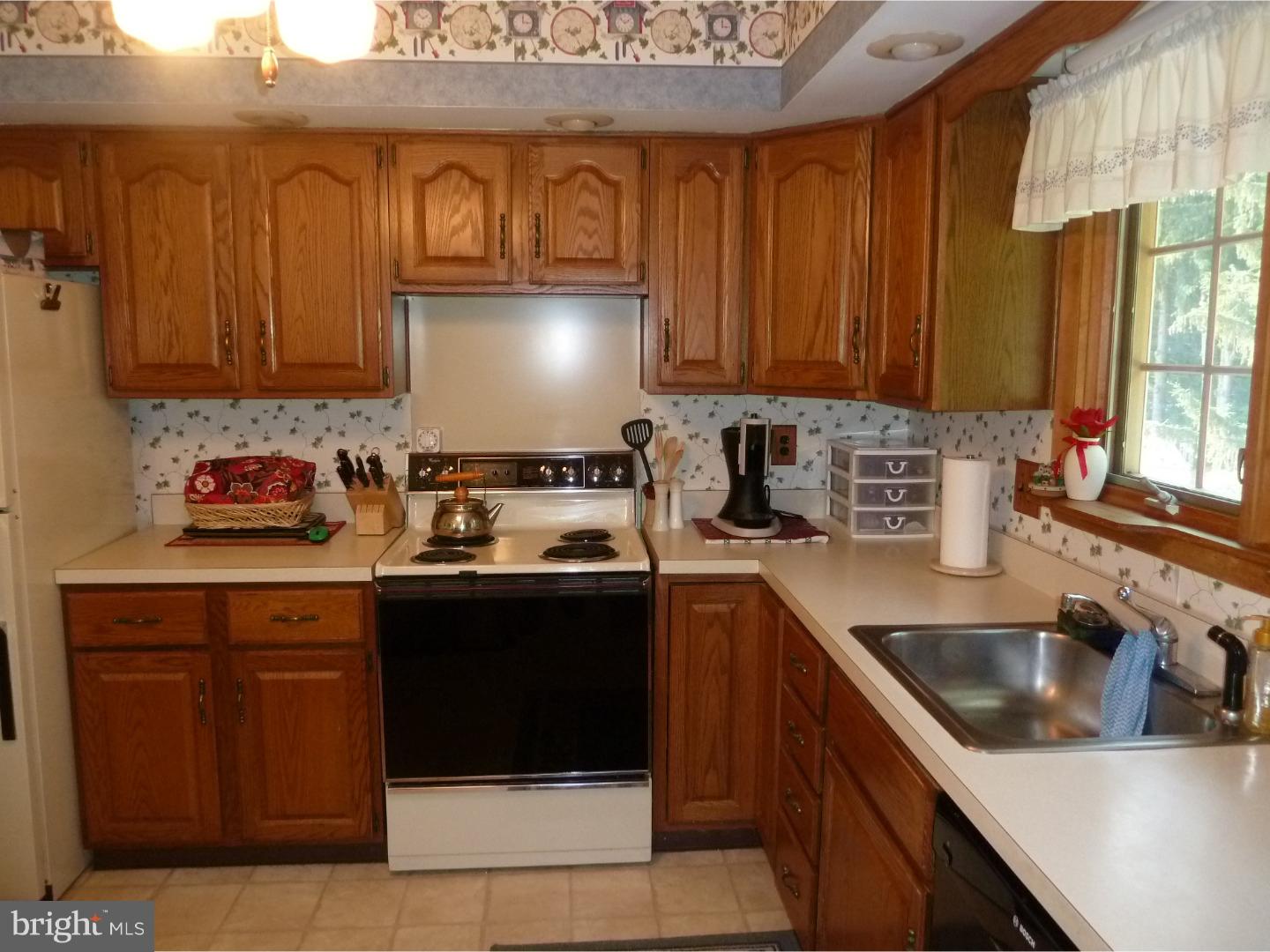 1787 Bunkerhill Road Southampton, PA 18966 - Photo 6 of 18 Gallery Image 6
