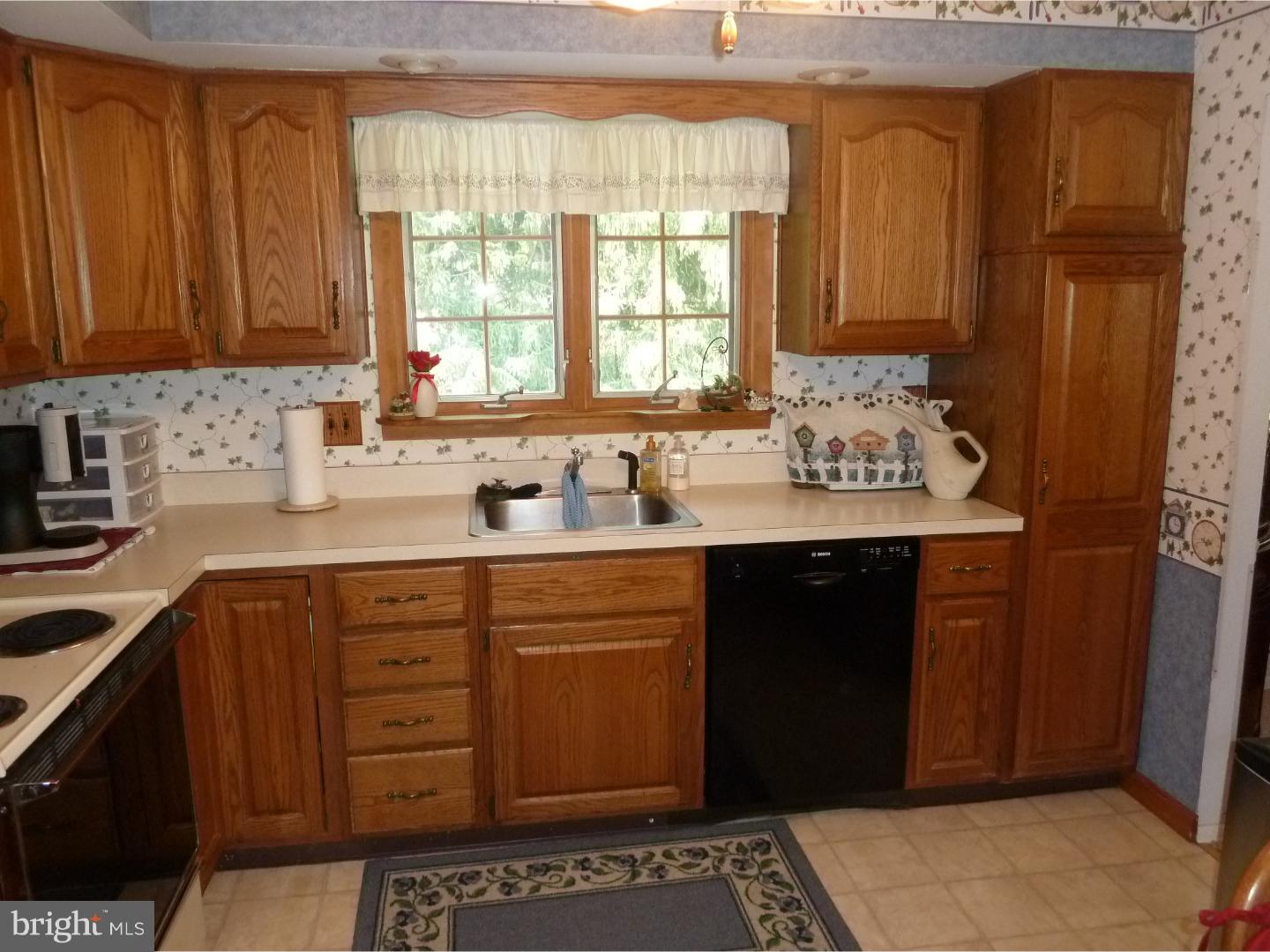 1787 Bunkerhill Road Southampton, PA 18966 - Photo 8 of 18 Gallery Image 8