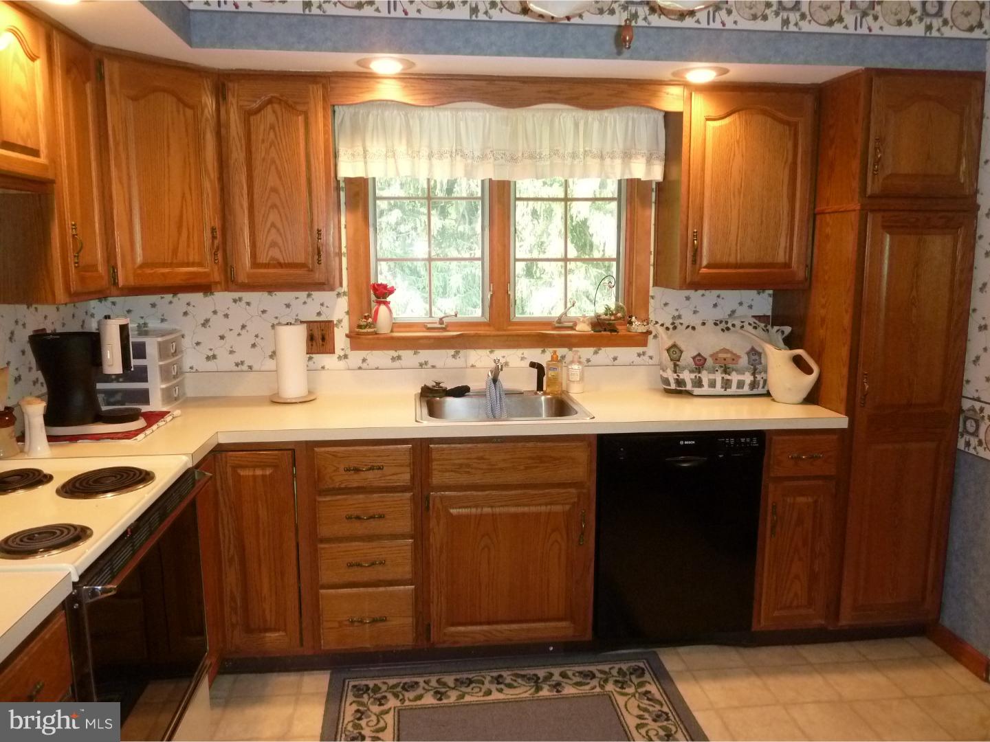 1787 Bunkerhill Road Southampton, PA 18966 - Photo 9 of 18 Gallery Image 9