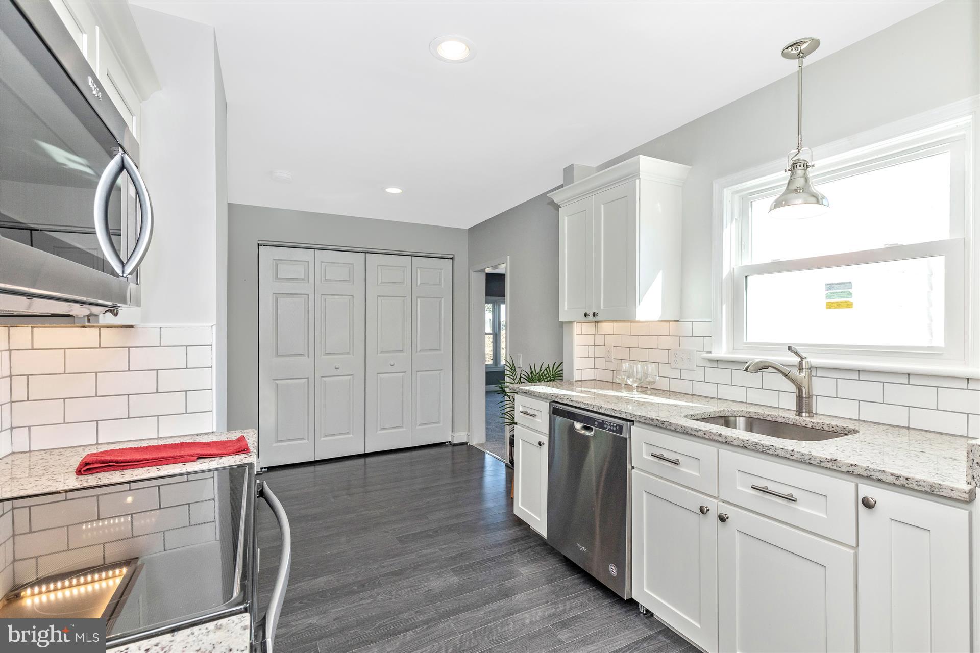 10133 Rocky Ridge Road Rocky Ridge, MD 21778 - Photo 12 of 36 Stainless steel appliances.