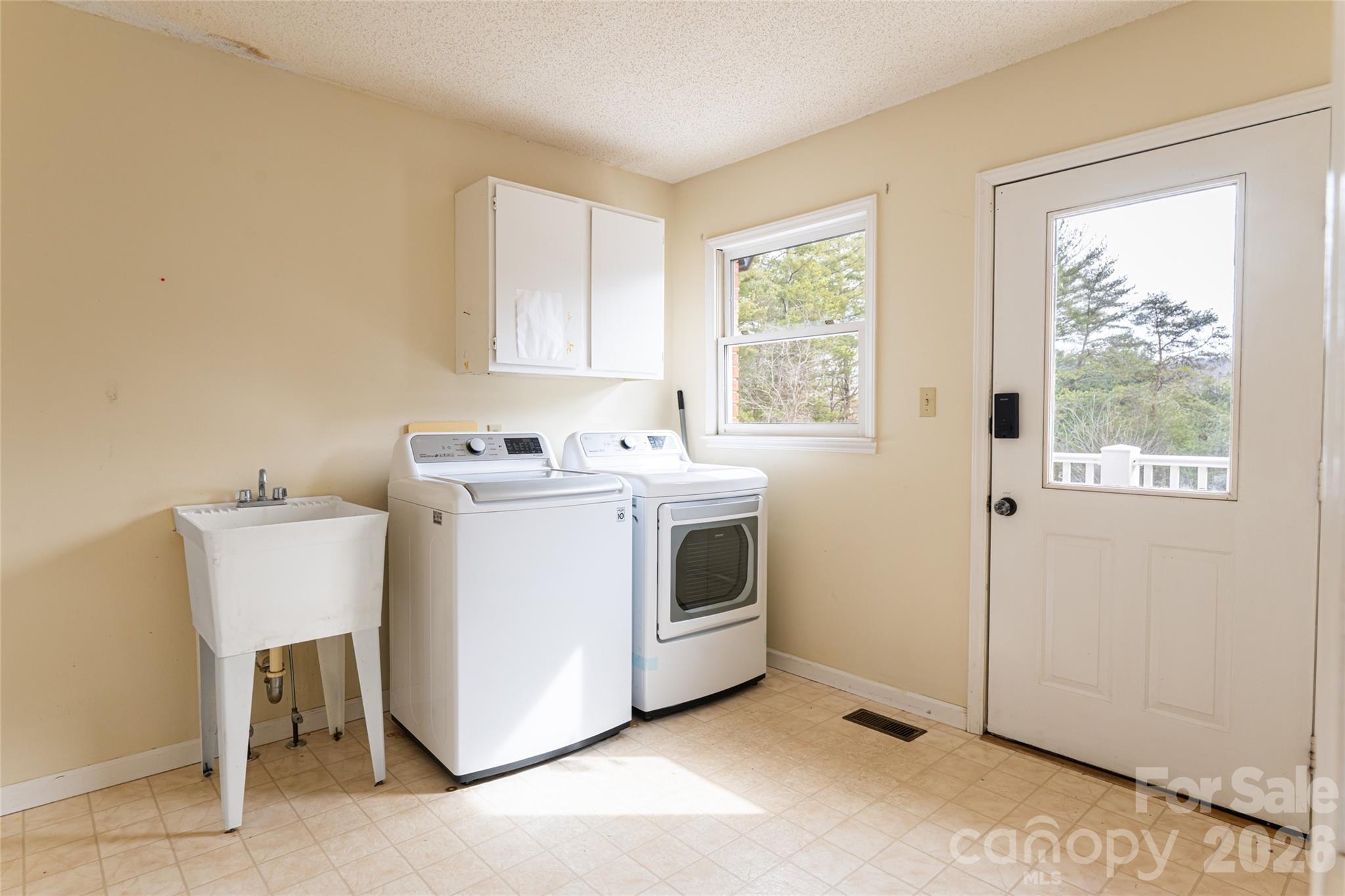 308 Gouges Branch Road Leicester, NC 28748 - Photo 16 of 47