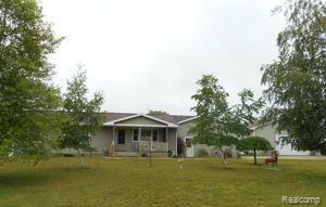 680 Pointe Aux Barques Road Port Austin, MI 48467 - Photo 1 of 11 501-14-0047.jpg