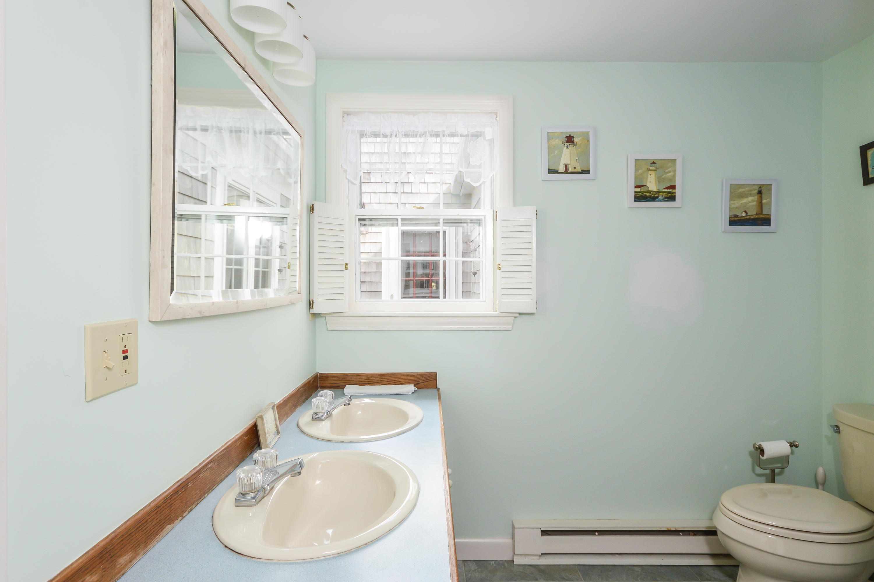 1 Parson Lane Nantucket, MA 02554 - Photo 25 of 31 016-Master_Bathroom-3730799-large