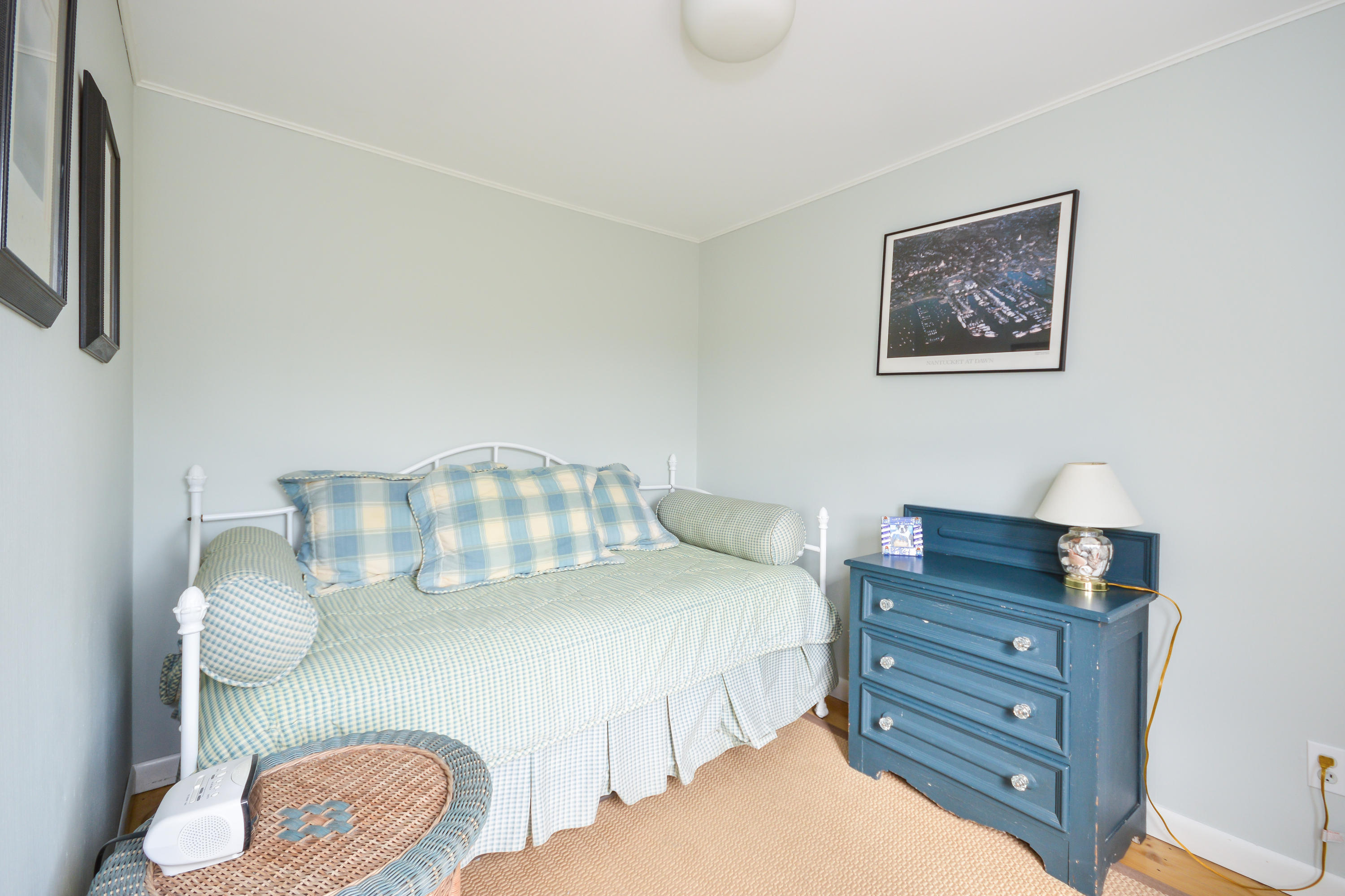 1 Parson Lane Nantucket, MA 02554 - Photo 29 of 31 014-Sitting_Room-3730795-large