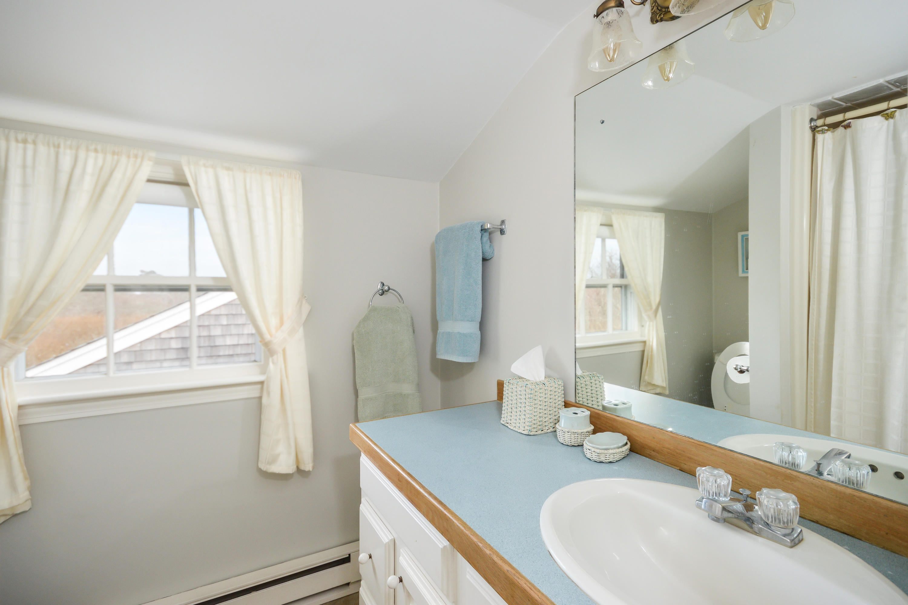 1 Parson Lane Nantucket, MA 02554 - Photo 30 of 31 021-Bathroom-3730800-large