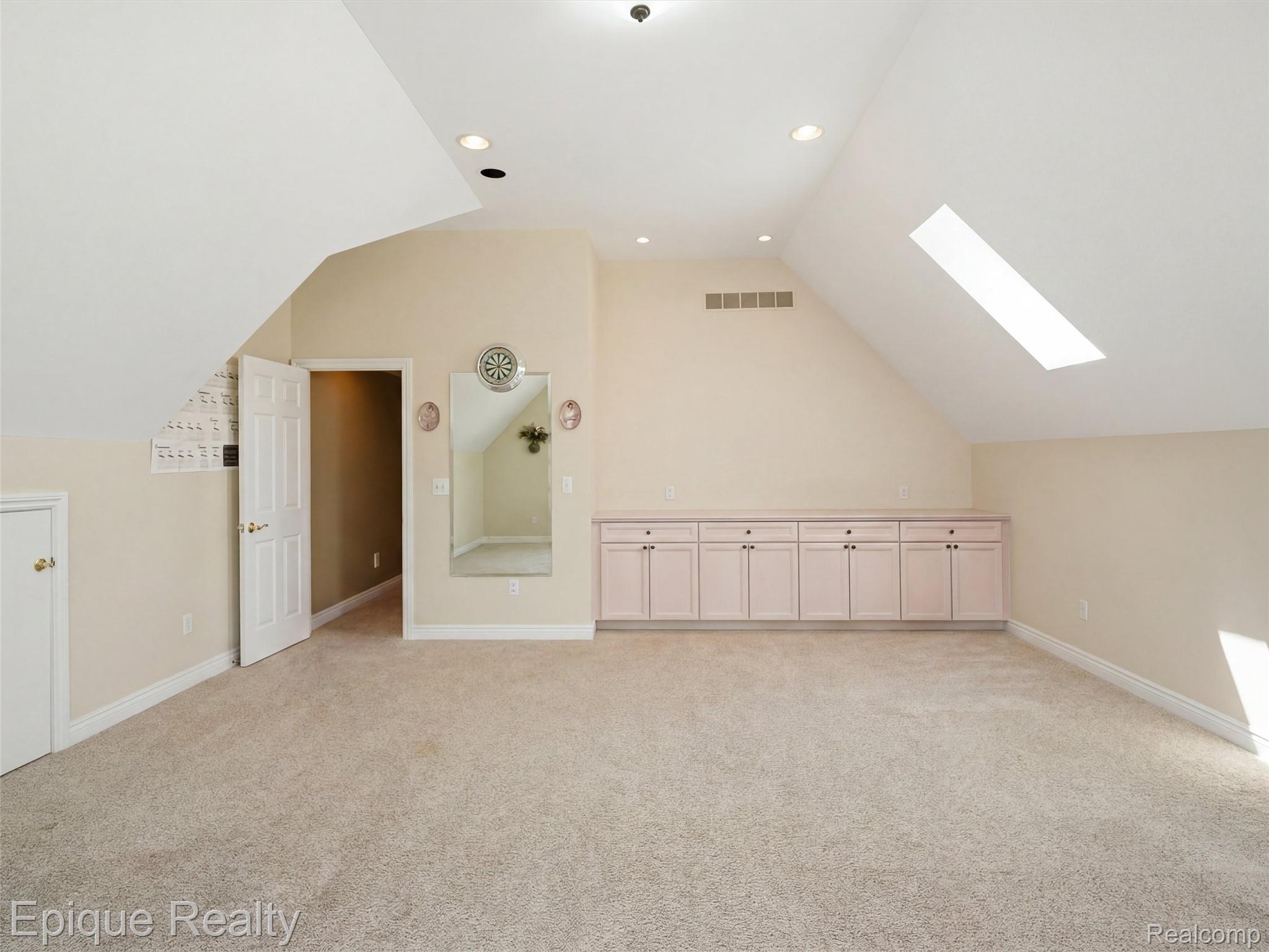 33124 North River Road Harrison Township, MI 48045 - Photo 39 of 77 2nd level Bonus room