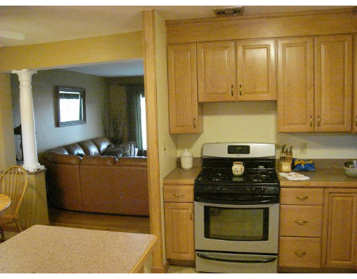 13 Pierce Road Marshfield, MA 02050 - Photo 8 of 21 Gallery Image 8