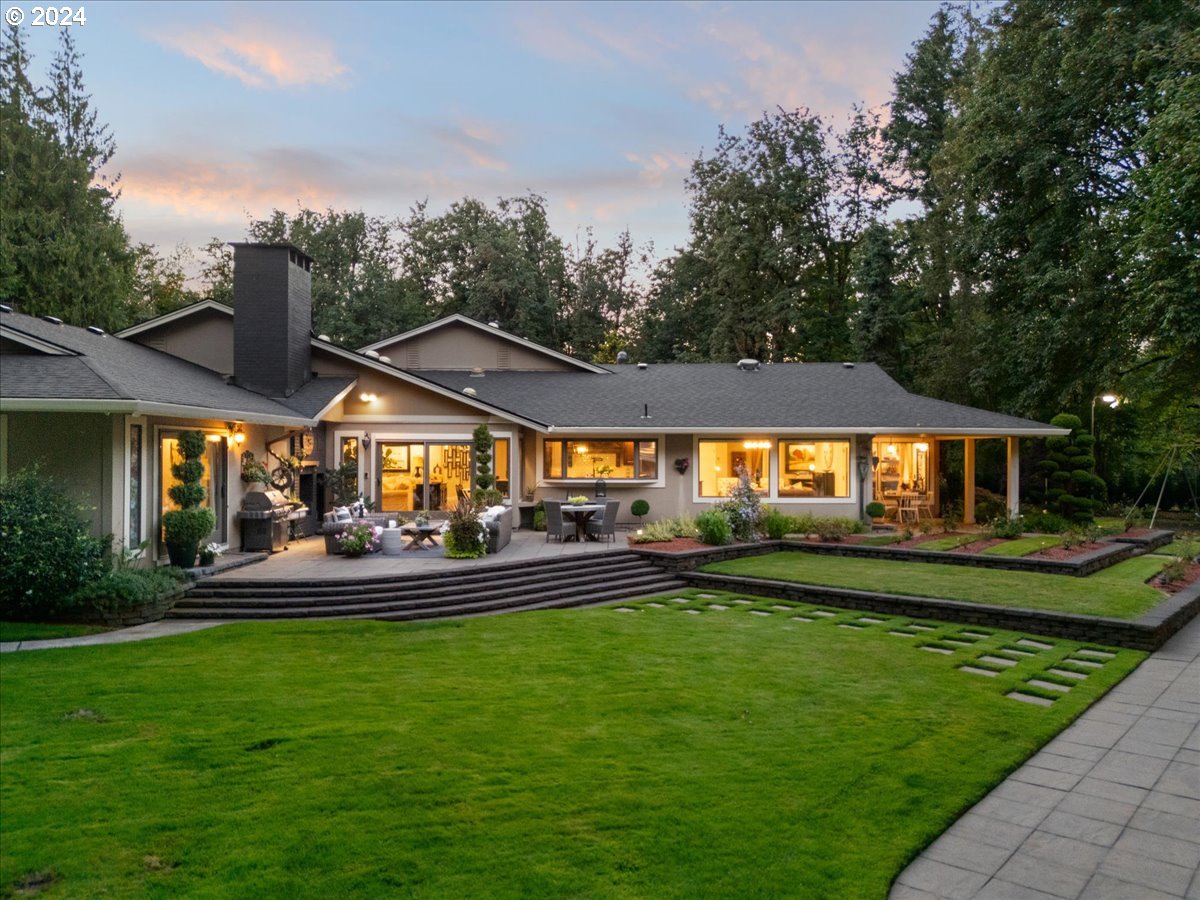 15230 South Brunner Road Oregon City, OR 97045 - Photo 1 of 48 Gallery Image 1