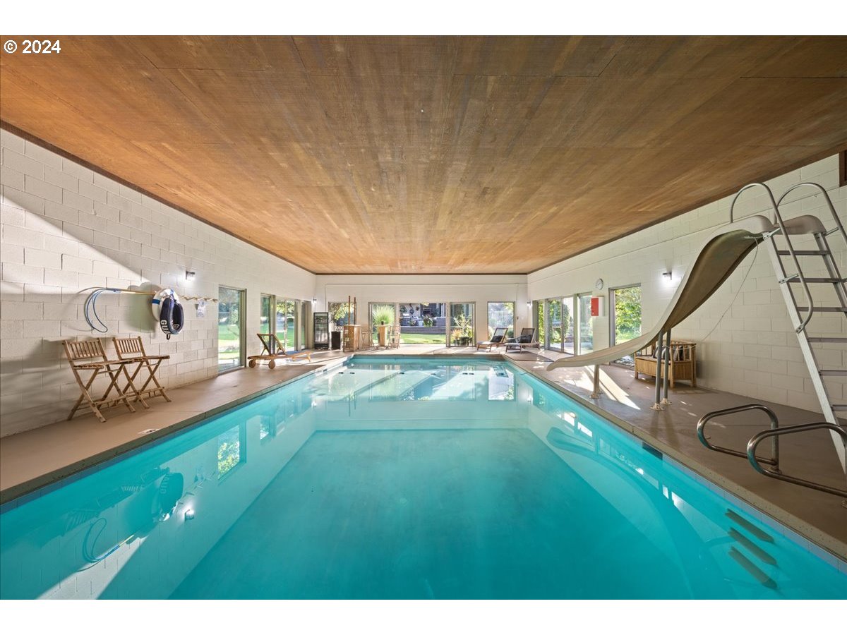 15230 South Brunner Road Oregon City, OR 97045 - Photo 4 of 48 Swimming Pool