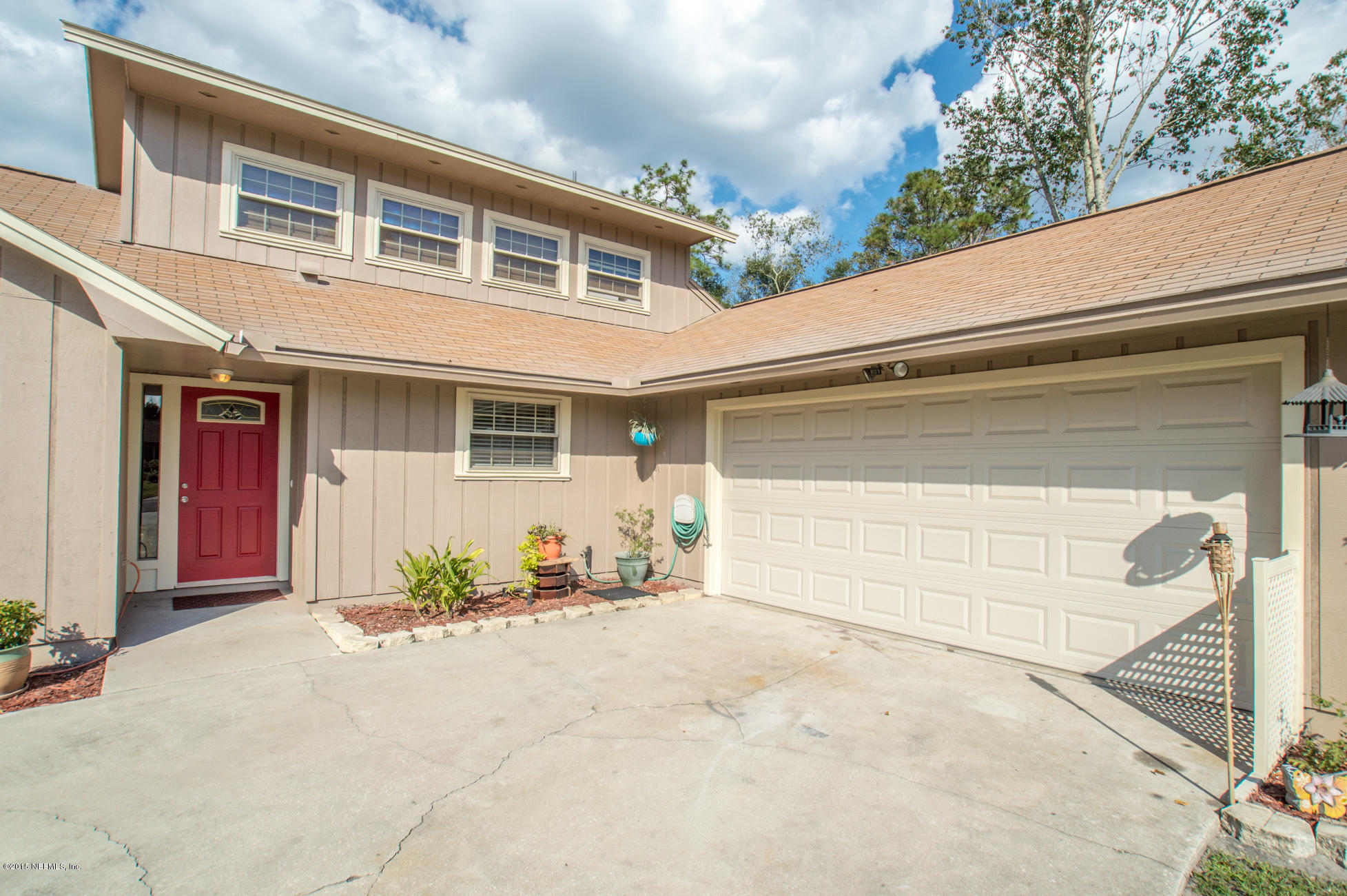 8179 Crosswind Road Jacksonville, FL 32244 - Photo 2 of 41 04