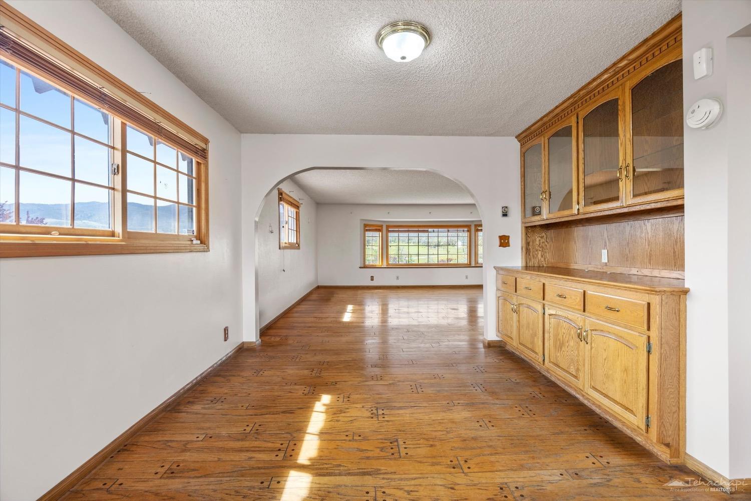 20875 Oak Street Tehachapi, CA 93561 - Photo 24 of 52 Gallery Image 24