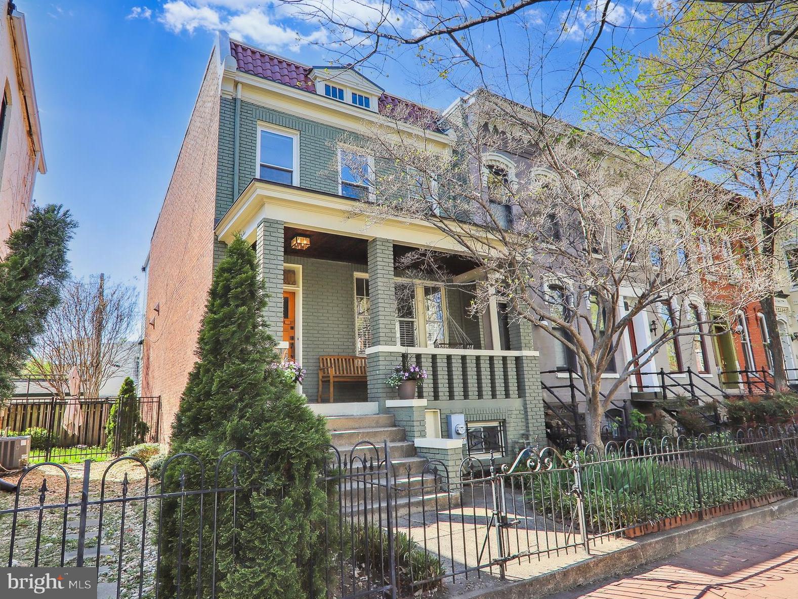 12 8th Street Northeast Washington, DC 20002 - Photo 2 of 56 Big & Beautiful!