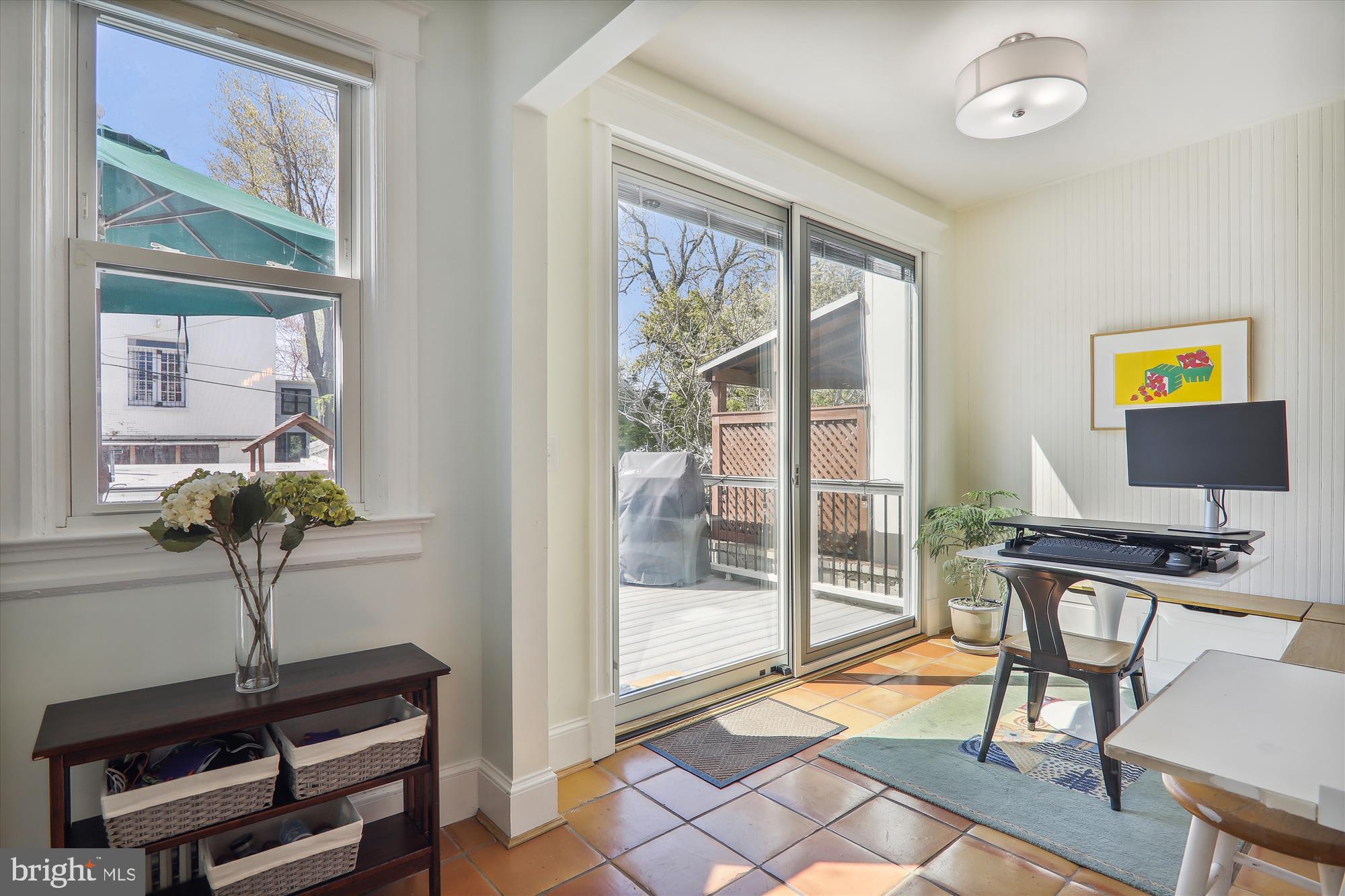 12 8th Street Northeast Washington, DC 20002 - Photo 21 of 56 8' Slider to deck