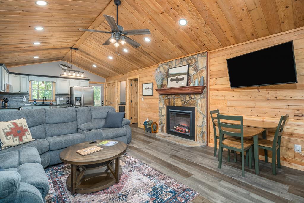 929 Camp Branch Road Ellijay, GA 30540 - Photo 9 of 50