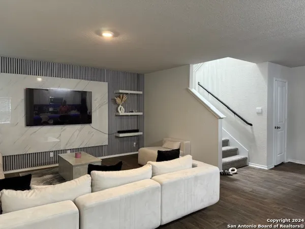 $1,895 | 9603 Lowline Bridge, San Antonio, TX 78254