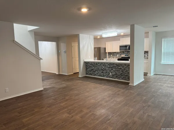 $1,895 | 9603 Lowline Bridge, San Antonio, TX 78254