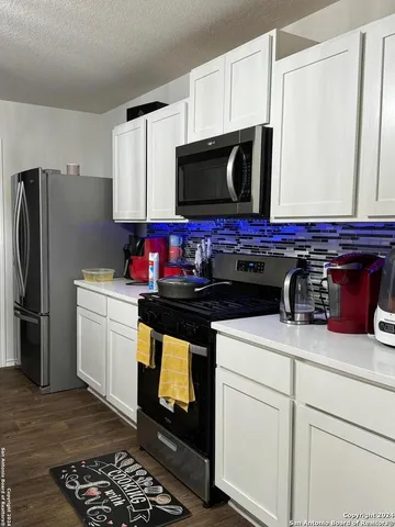 $2,095 | 9603 Lowline Bridge, San Antonio, TX 78254