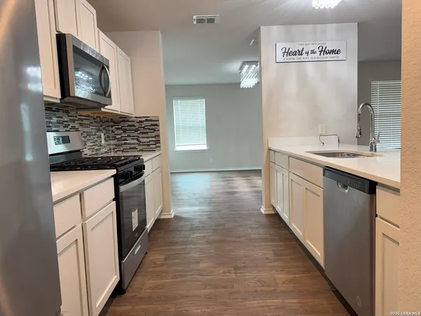 $1,895 | 9603 Lowline Bridge, San Antonio, TX 78254