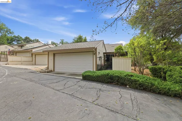 $310,000 | 23685 Marble Quarry Road, Unit 8, Columbia, CA 95310