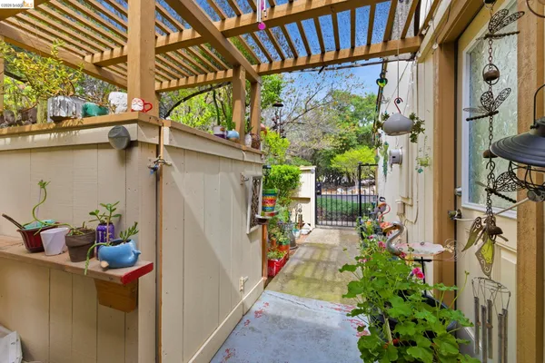 $310,000 | 23685 Marble Quarry Road, Unit 8, Columbia, CA 95310