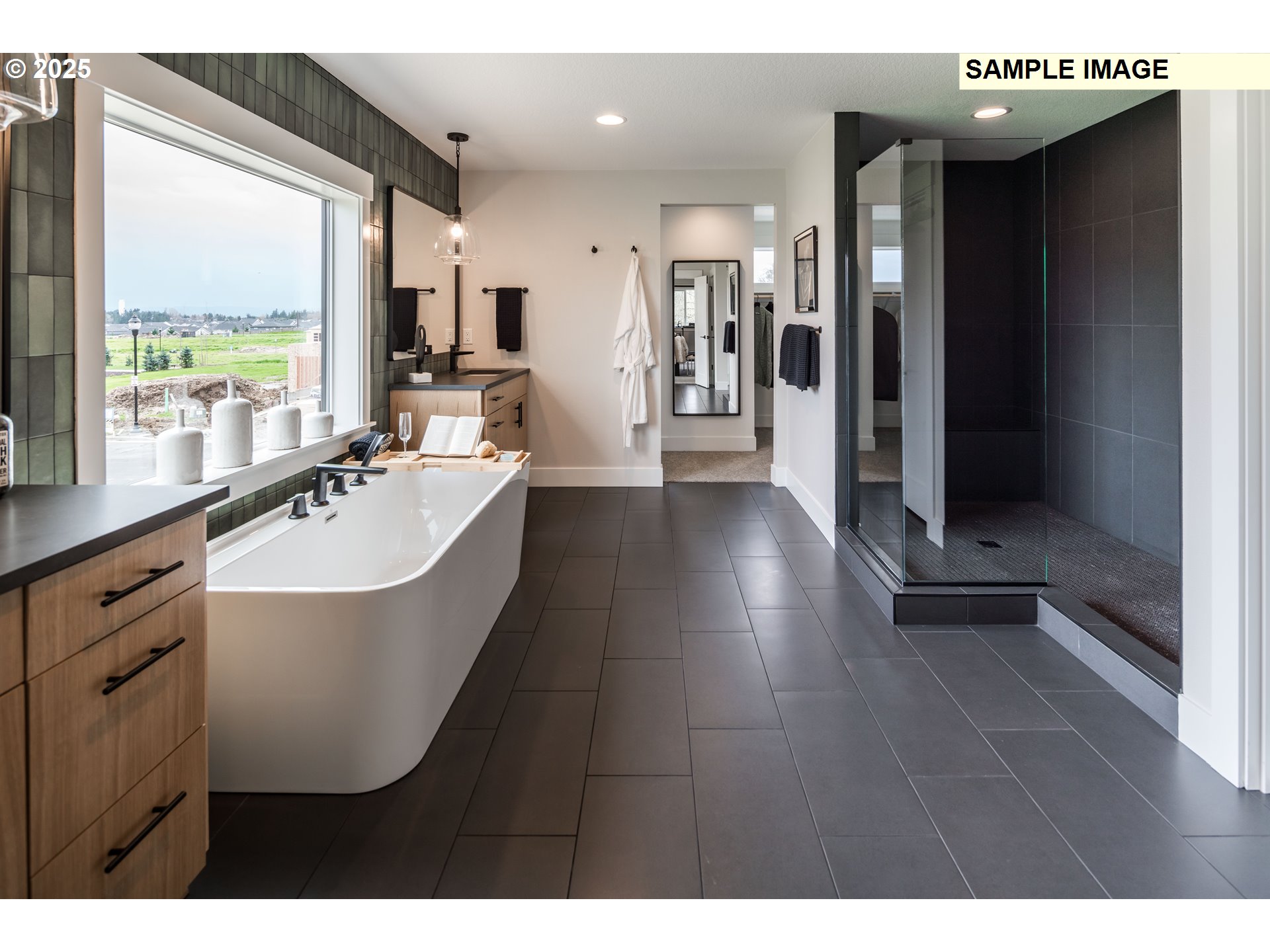 1124 North Helens Vw Drive Ridgefield, WA 98642 - Photo 27 of 39 Attached Bathroom #1