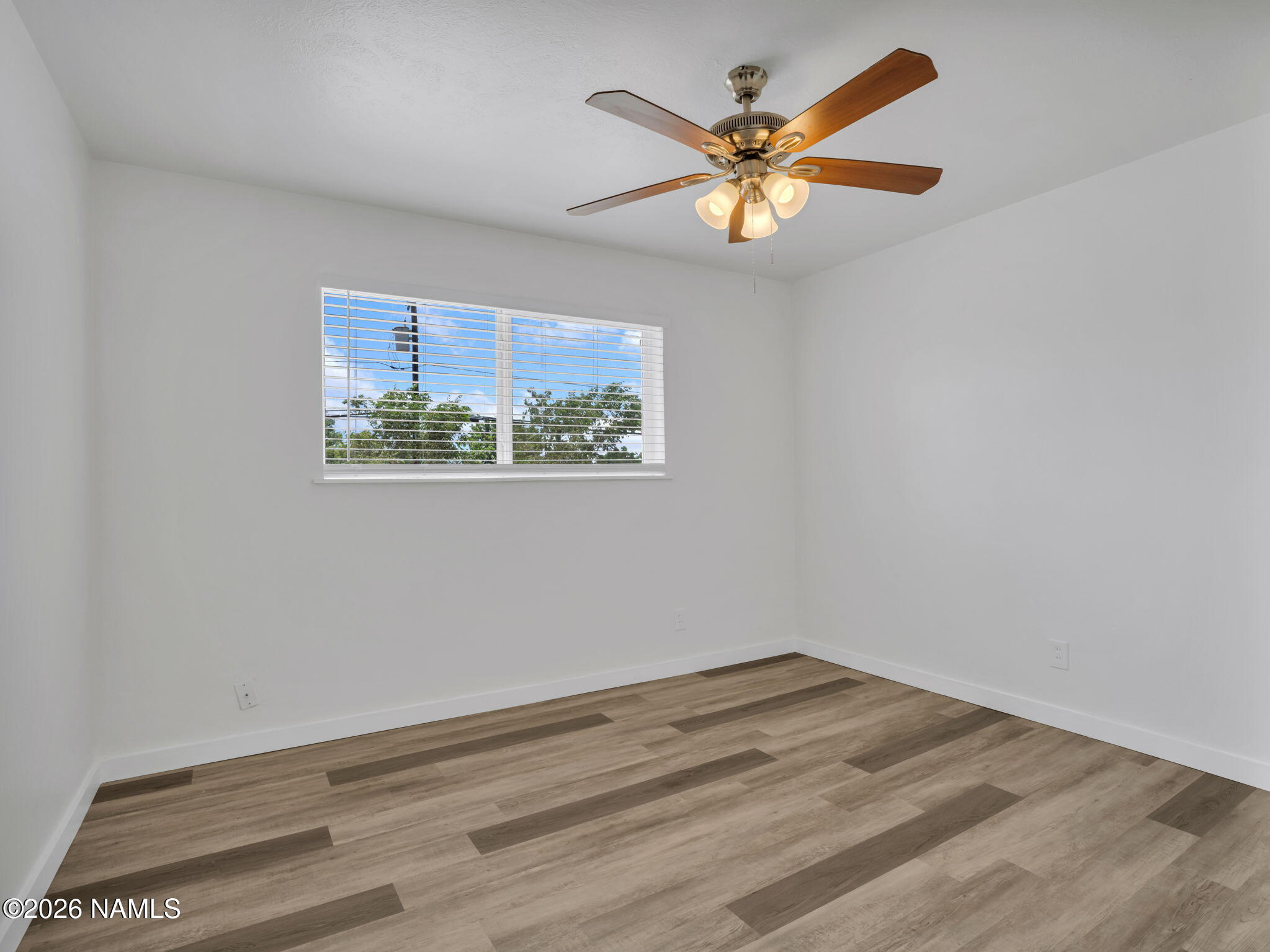 2719 East Lockett Road Flagstaff, AZ 86004 - Photo 5 of 39 Primary Bedroom