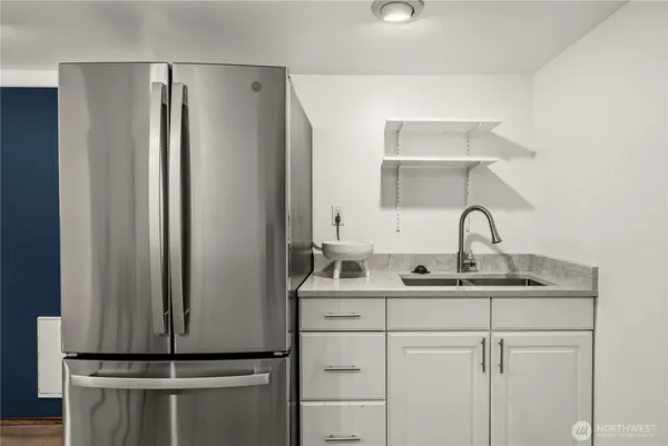 $1,088,000 | 950 North 86th Street, Seattle, WA 98103