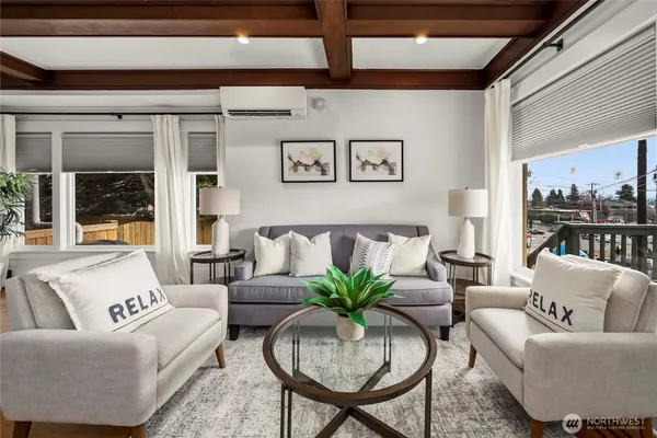 $1,088,000 | 950 North 86th Street, Seattle, WA 98103