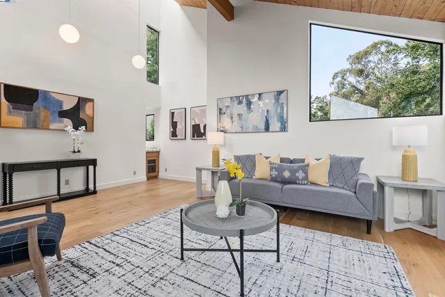 $1,450,000 | 6425 Zinn Drive, Oakland, CA 94611