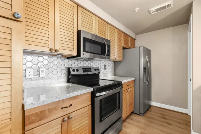 $325,000 | 12800 Melville Drive, Unit B307, Montgomery, TX 77356