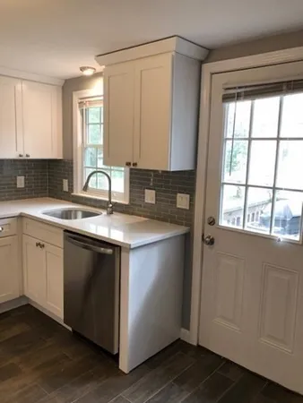 $2,250 | 197 Birch Street, Unit 1, Abington, MA 02351