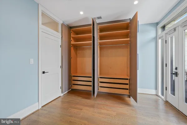 a view of walk in closet