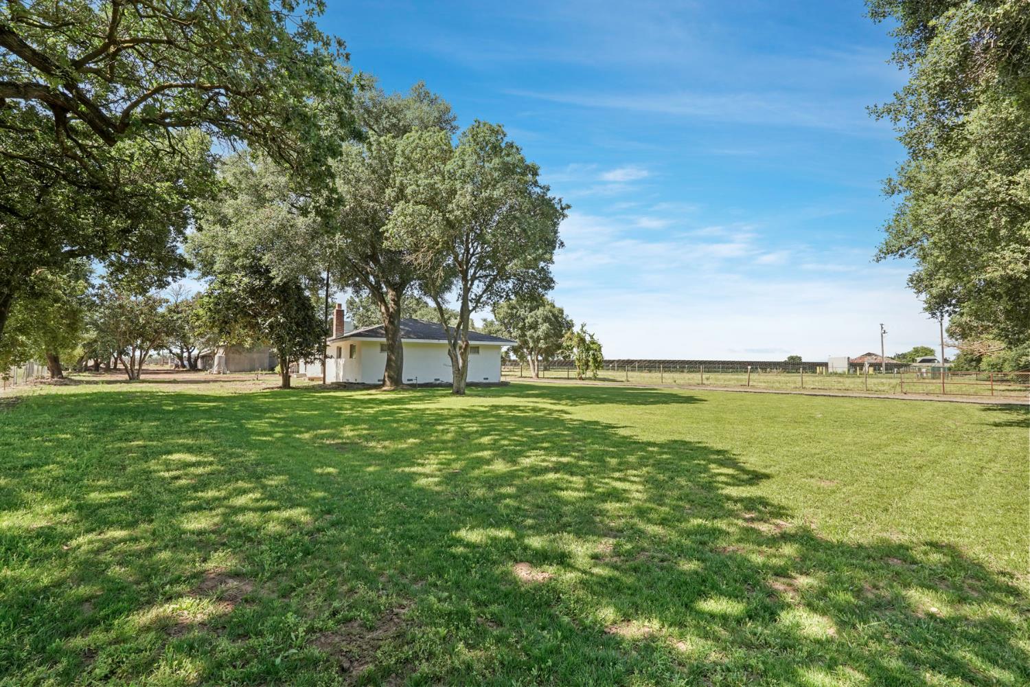 9690 Kost Road Galt, CA 95632 - Photo 31 of 42