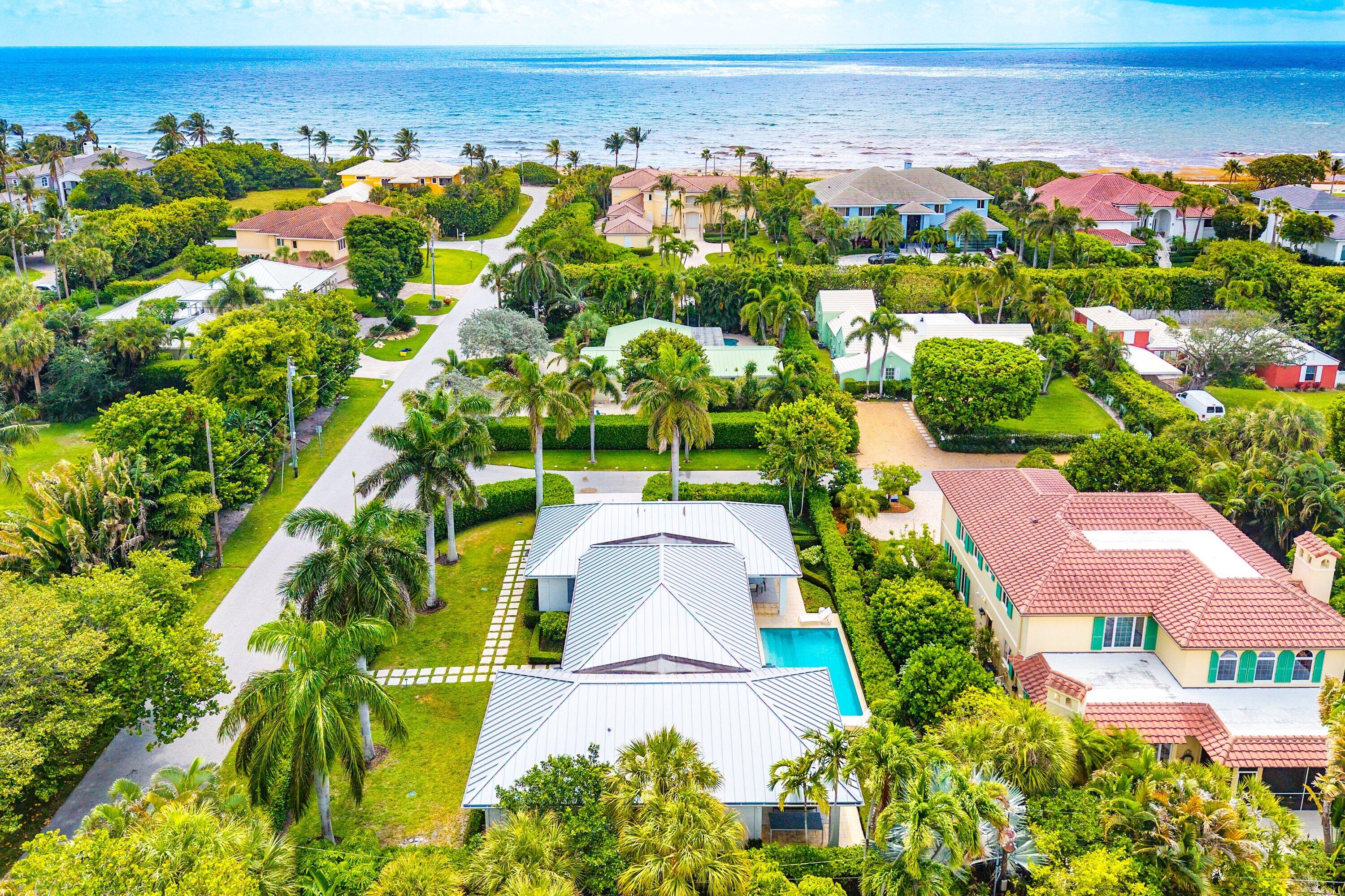 106 Beachway Drive Ocean Ridge, FL 33435 - Photo 3 of 32 042-106BeachwayDrive-OceanRidge-FL-33435