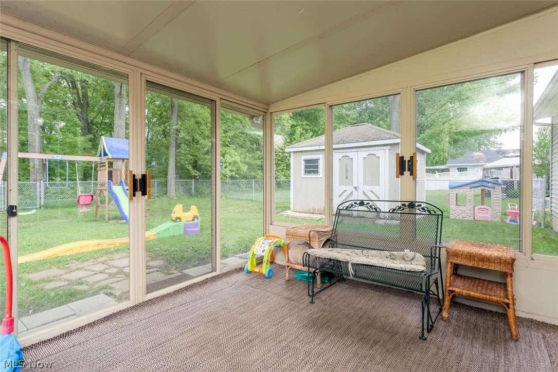 307 Root Road Lorain, OH 44052 - Photo 27 of 33 Three Season Room