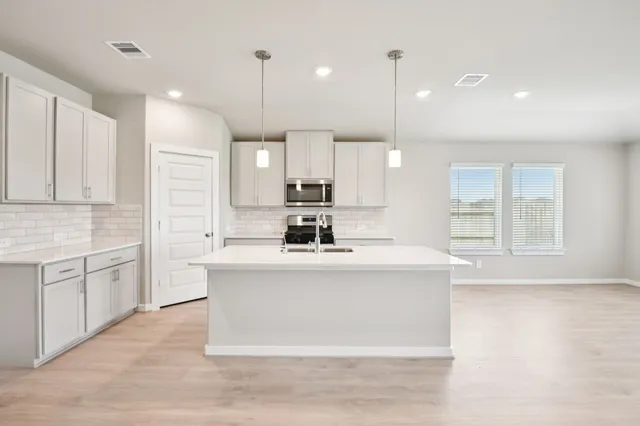 $379,480 | 2834 Dark Lantern Drive, Rosenberg, TX 77471