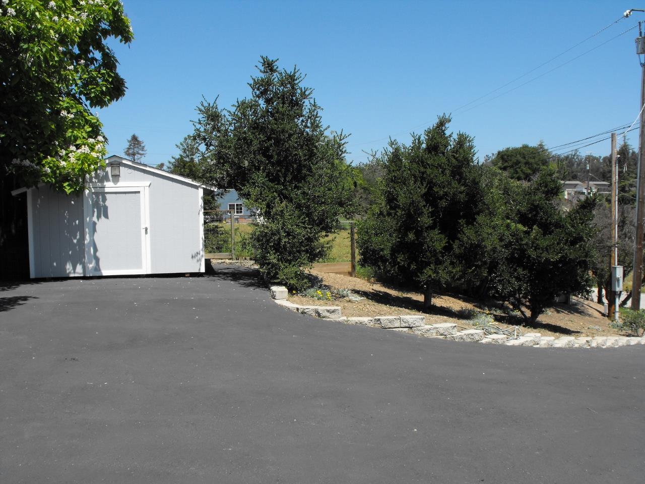 17958 Pesante Road Salinas, CA 93907 - Photo 33 of 41 Gallery Image 33