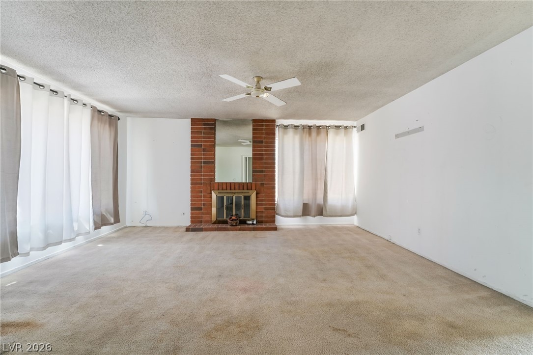 2102 East Russell Road Las Vegas, NV 89119 - Photo 7 of 35