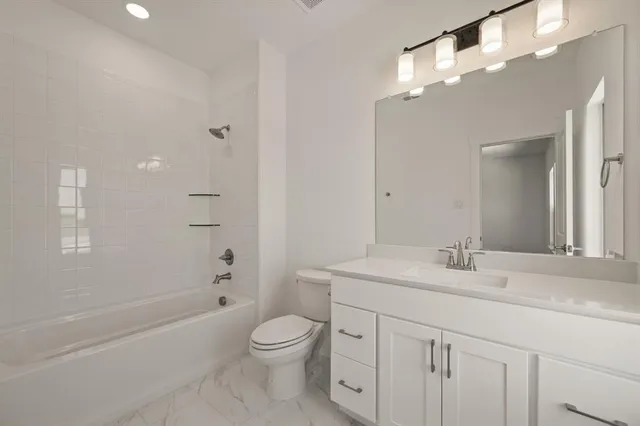 $269,990 | 1105 Carnation Drive, Crowley, TX 76036