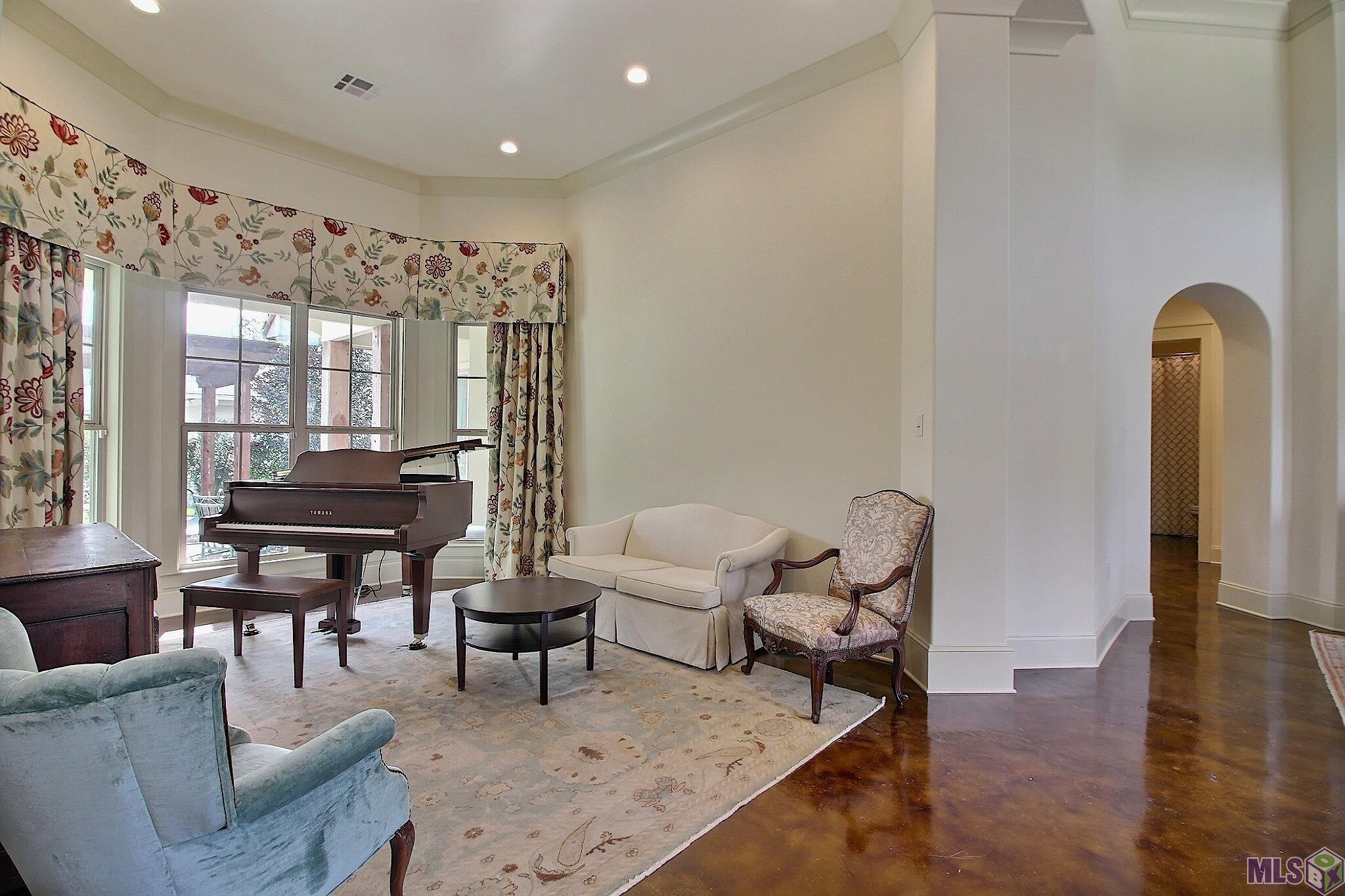 7470 Sevenoaks Avenue Baton Rouge, LA 70806 - Photo 7 of 32