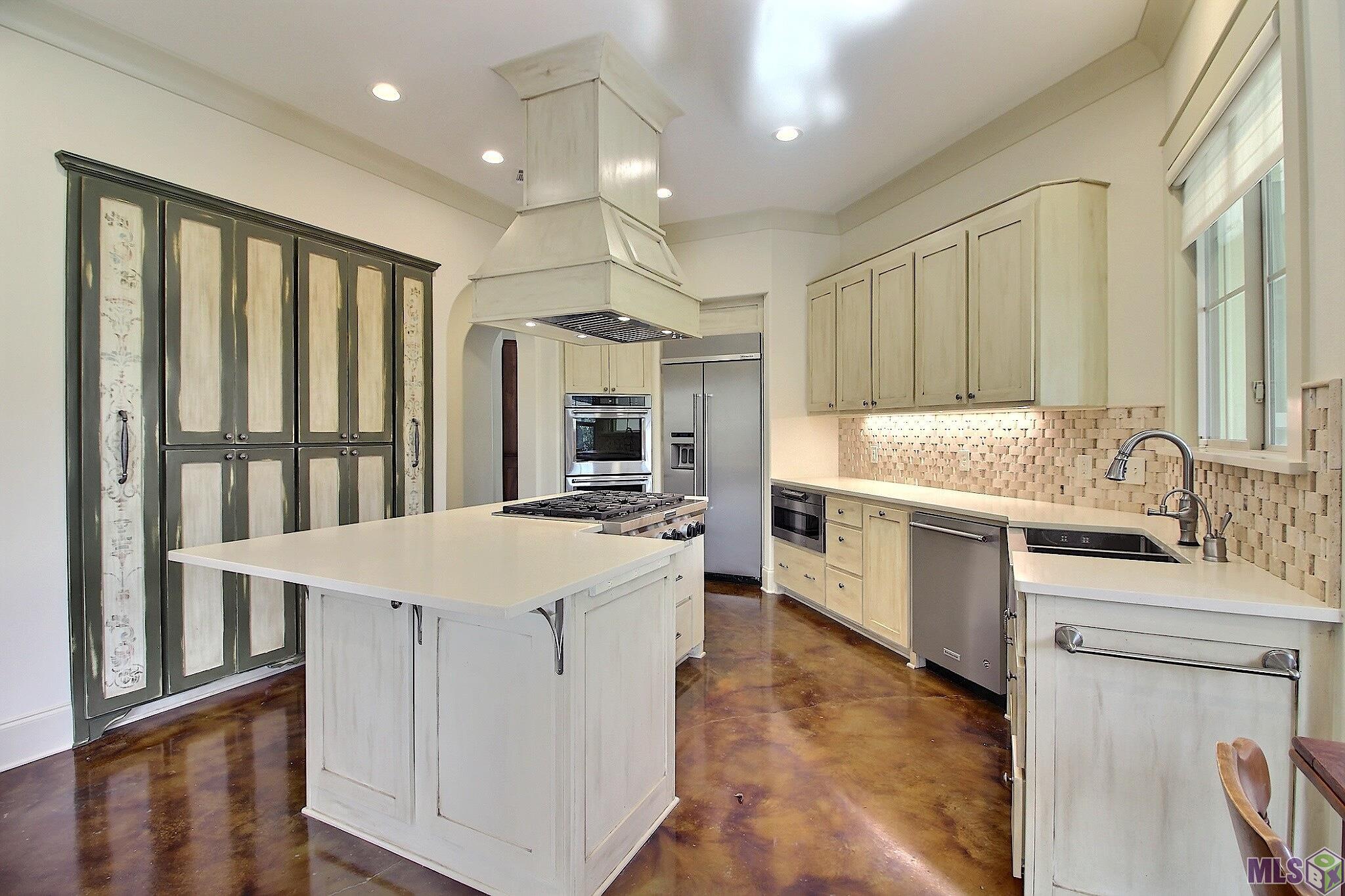 7470 Sevenoaks Avenue Baton Rouge, LA 70806 - Photo 9 of 32