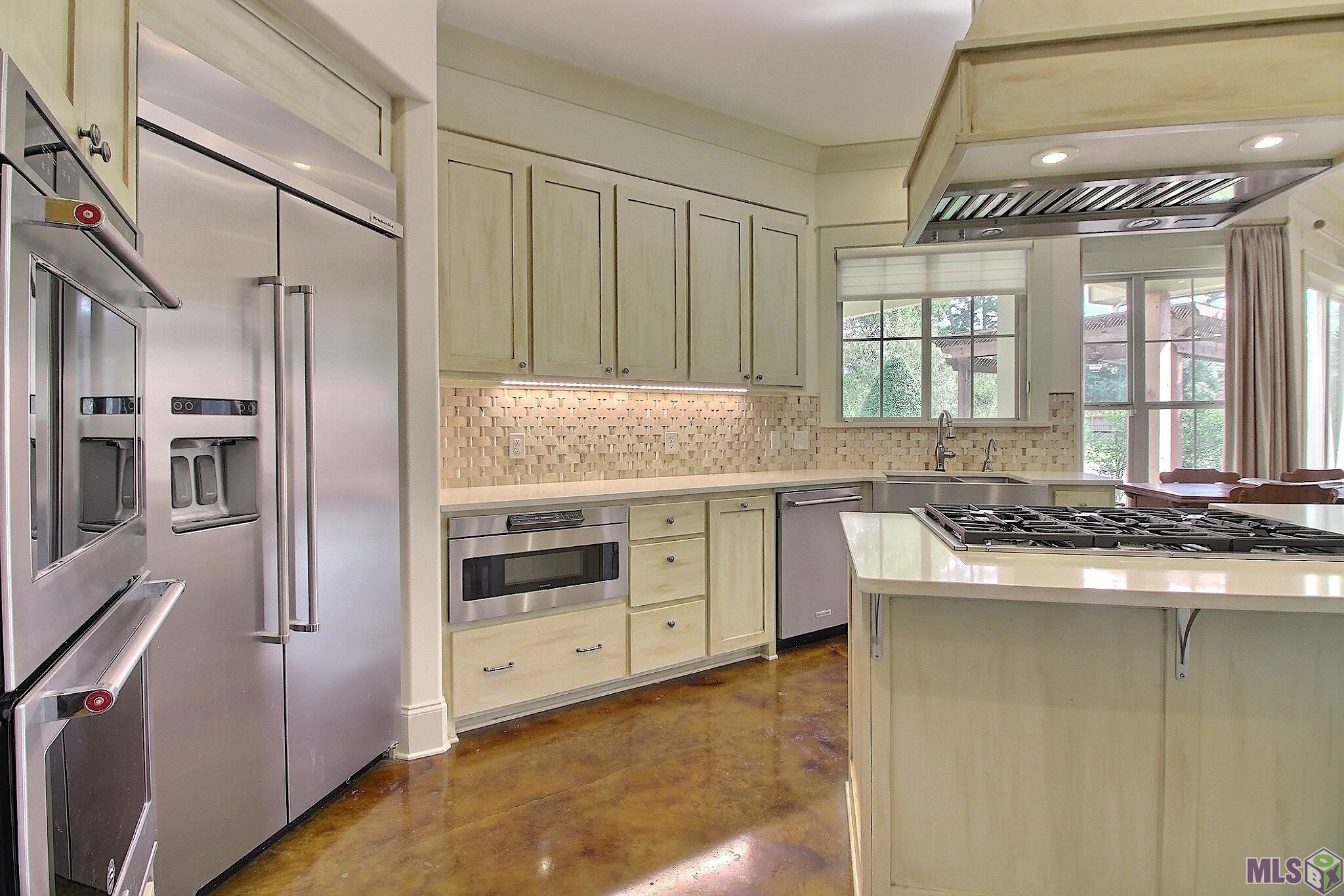 7470 Sevenoaks Avenue Baton Rouge, LA 70806 - Photo 10 of 32