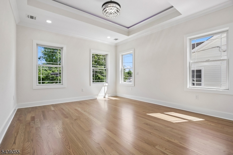 318 Halsey Road Parsippany, NJ 07054 - Photo 18 of 39