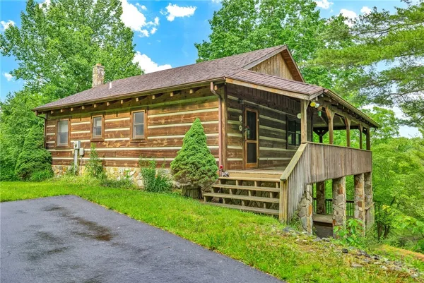 $359,900 | 1521 Highway 194, West Jefferson, NC 28694
